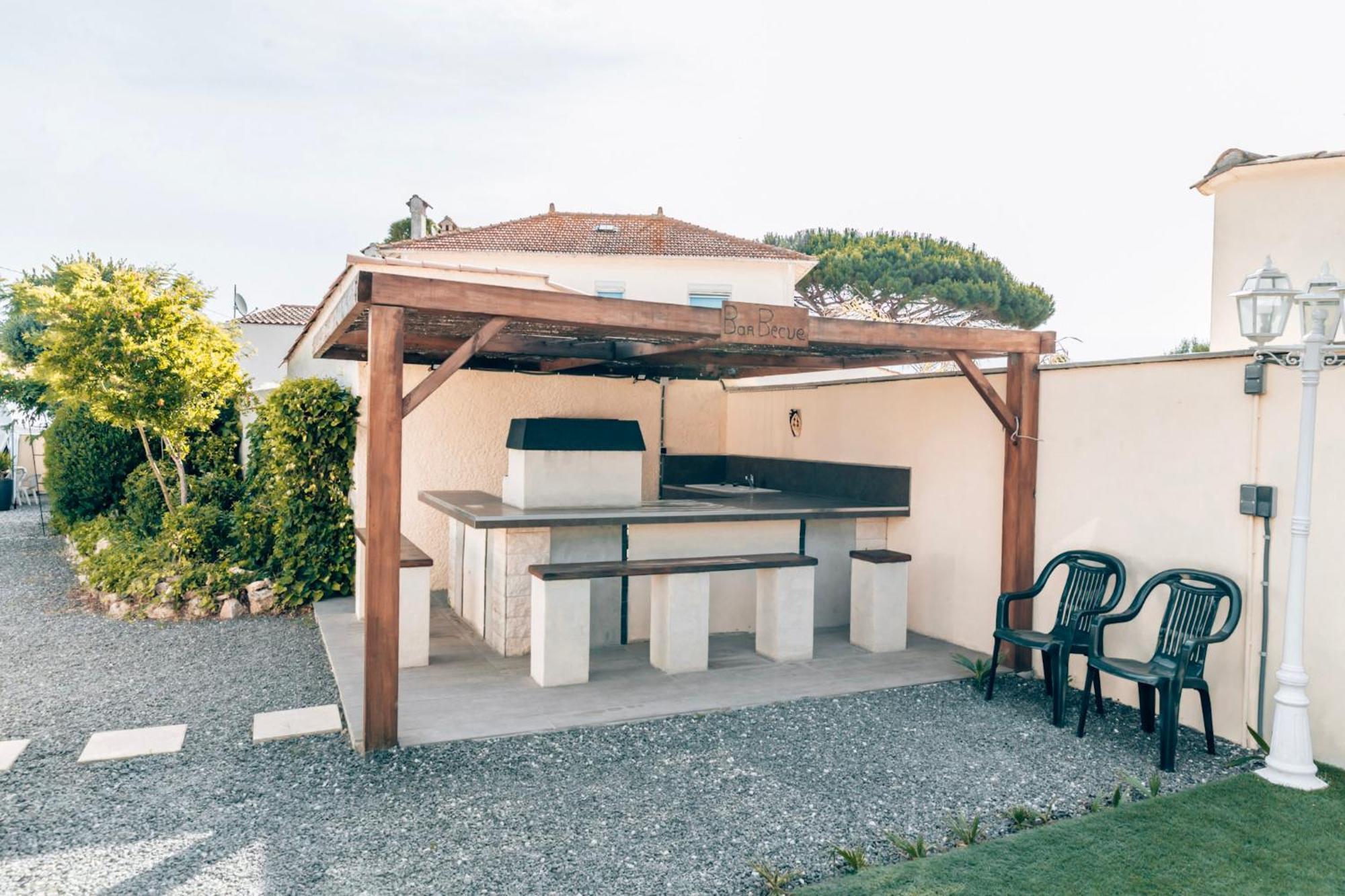 Reve D'Azur, 2 Chambres, Maison Julia En Bord De Mer A La Nartelle, Piscine Partagee, Parking & Terrasse Bbq, Wifi Et Draps Inclus Plage A Pied Sainte-Maxime Exterior photo