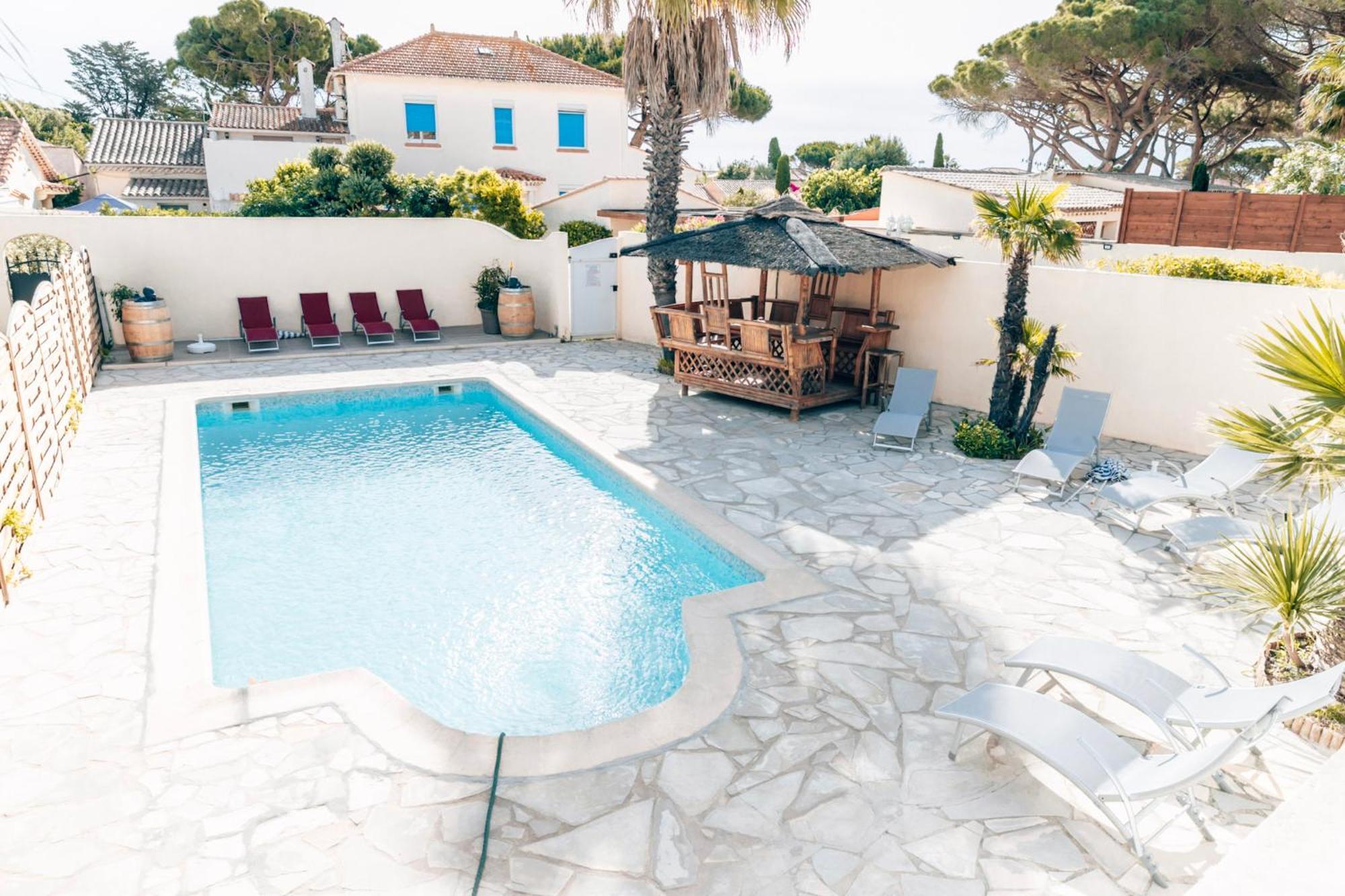 Reve D'Azur, 2 Chambres, Maison Julia En Bord De Mer A La Nartelle, Piscine Partagee, Parking & Terrasse Bbq, Wifi Et Draps Inclus Plage A Pied Sainte-Maxime Exterior photo