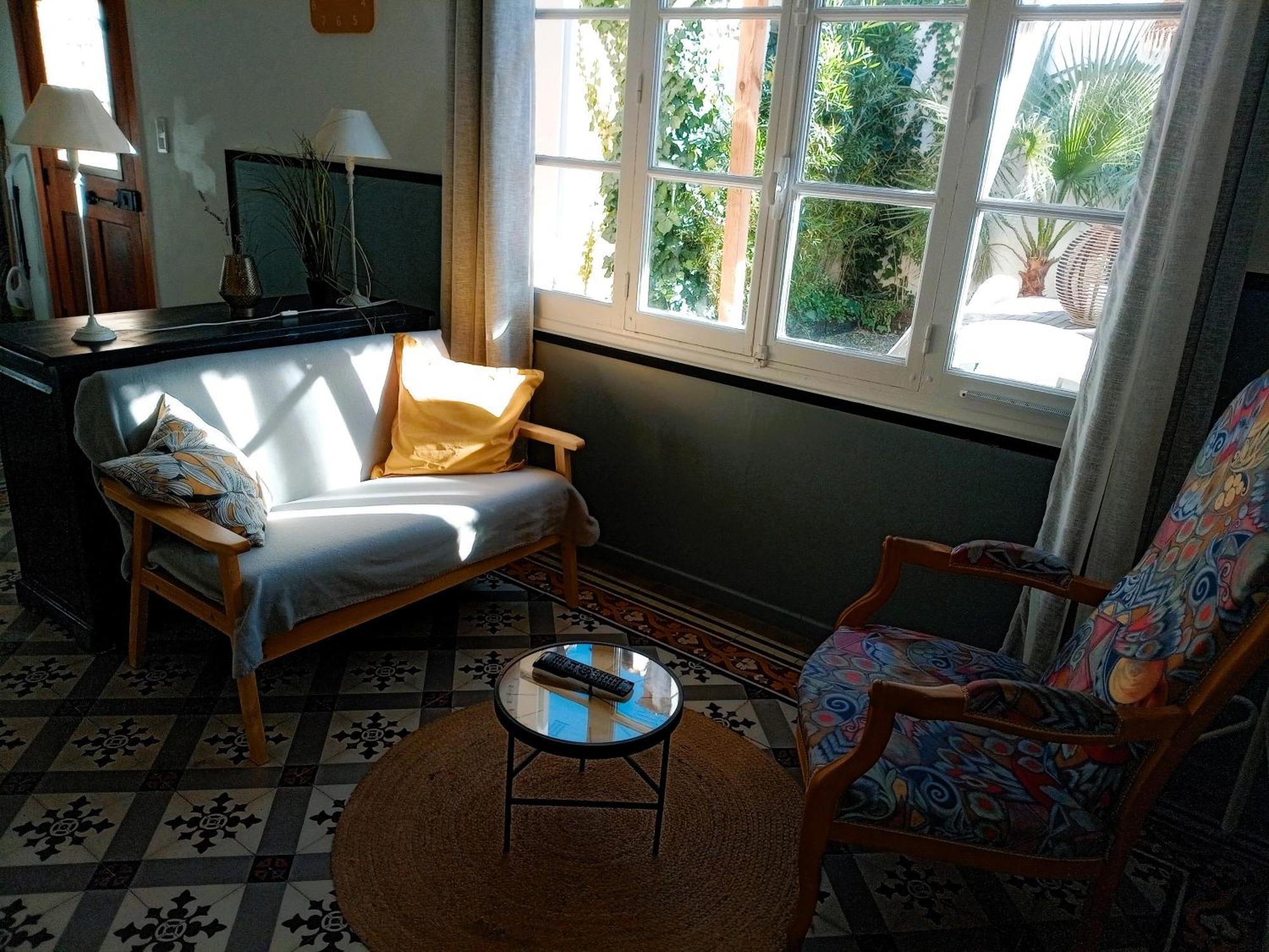 Reve D'Azur, 2 Chambres, Maison Julia En Bord De Mer A La Nartelle, Piscine Partagee, Parking & Terrasse Bbq, Wifi Et Draps Inclus Plage A Pied Sainte-Maxime Exterior photo